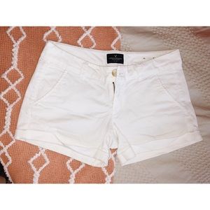 AE SUMMER WHITE SHORTS FOR SALE! 🤍✨
